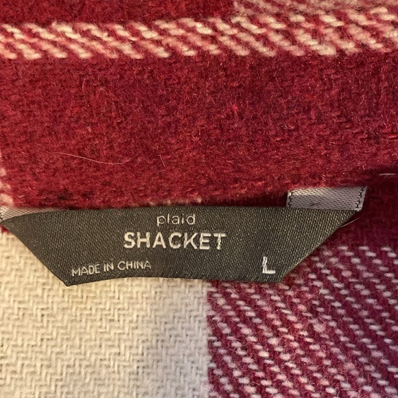Shacket - Picture 2 of 5